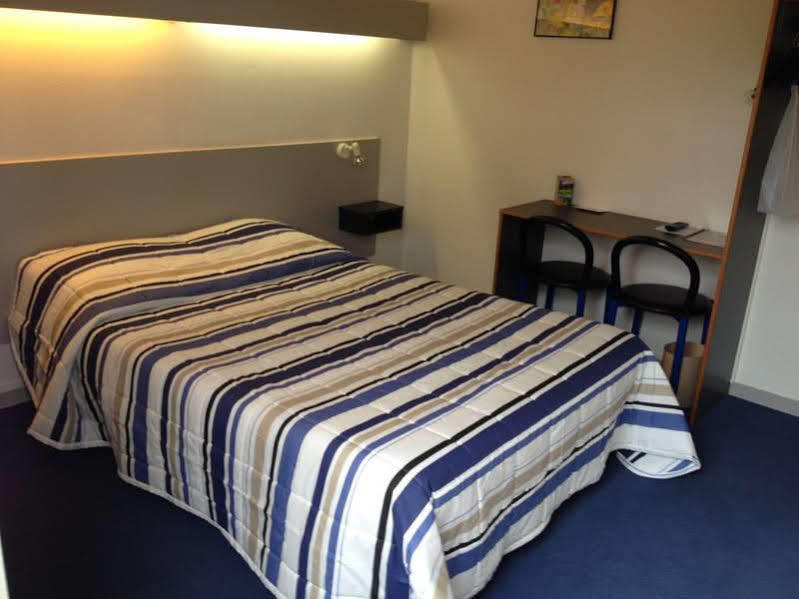 Logis Luccotel Cosy Loches Exteriör bild